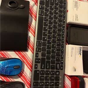 Black Wireless Keyboard
